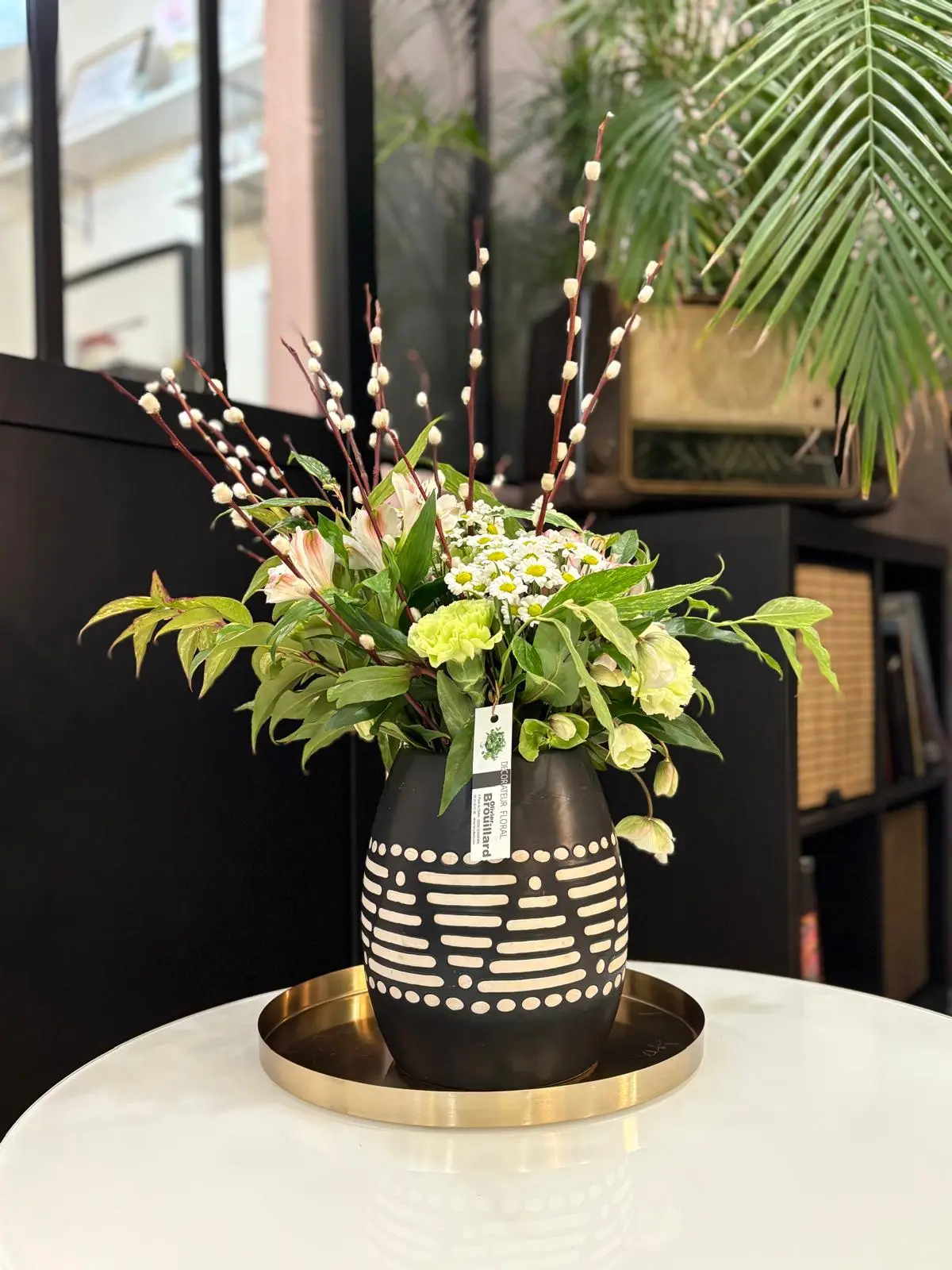 Composition alstroemeria marguerites et chatons